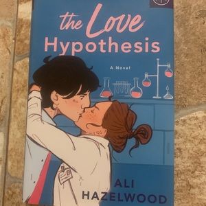 The Love Hypothesis by Ali Hazelwood (Book)